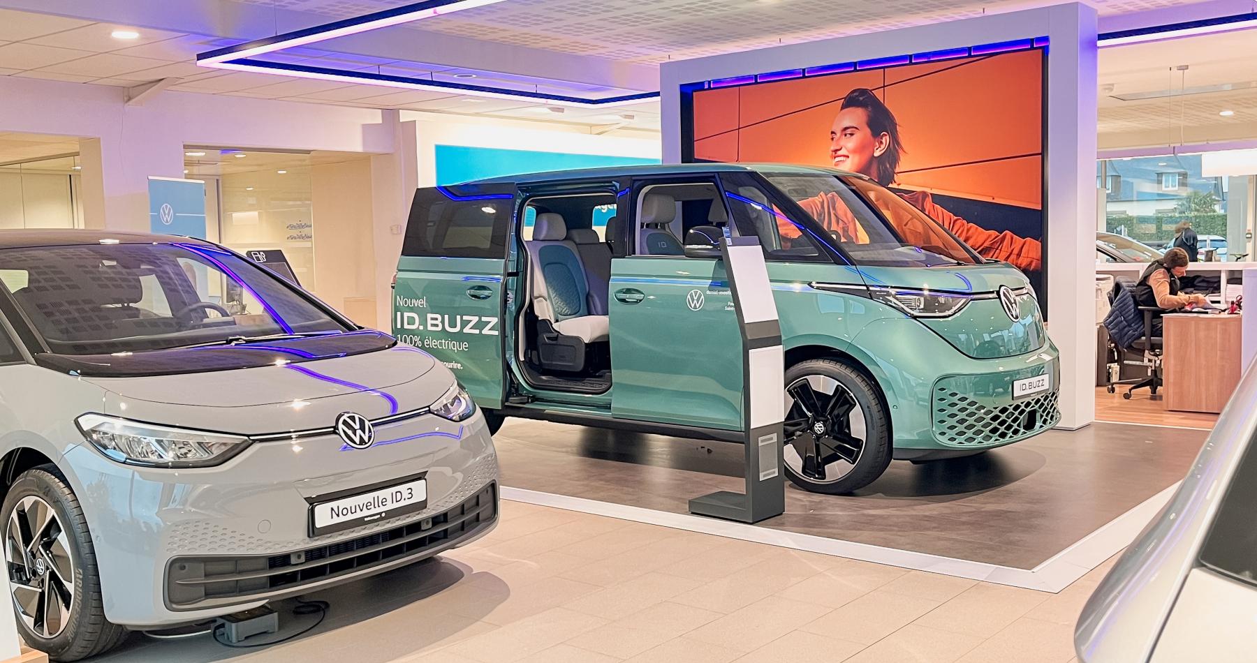 ID BUZZ DANS LE SHOWROOM